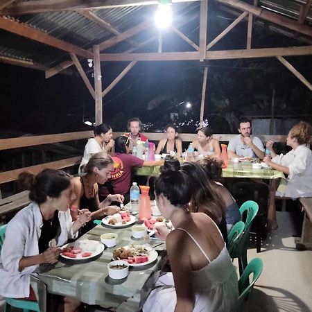 Roca'S Homestay Backpackers Chalet Batuan Luaran gambar