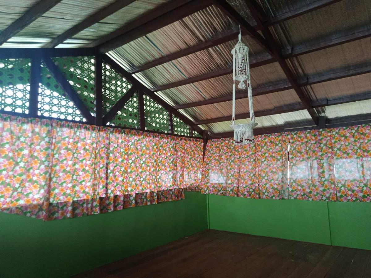 Roca'S Homestay Backpackers Chalet Batuan Luaran gambar